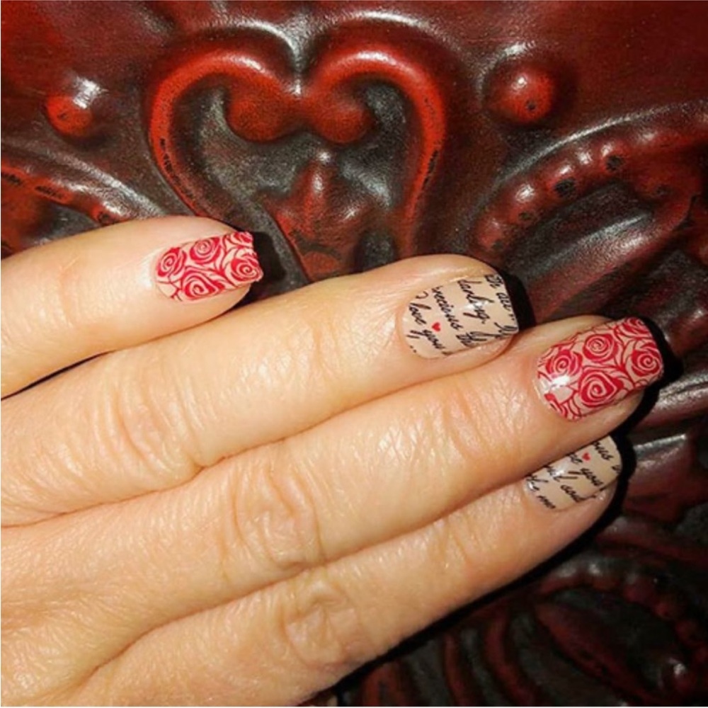 *Retired* Color Street: Rose & Prose | Valentine’s Day Floral Neutral Red Beige - Picture 6 of 10
